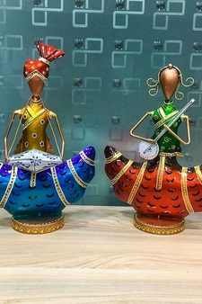 Trinity Craft Iron Multicolour Couple Musician T-Light Holder | Table Decor | Wall Decor |Table showpiece Home Showpiece