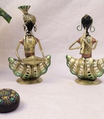 Trinity Craft Iron Multicolour Couple Musician T-Light Holder | Table Decor | Wall Decor |Table showpiece Home Showpiece