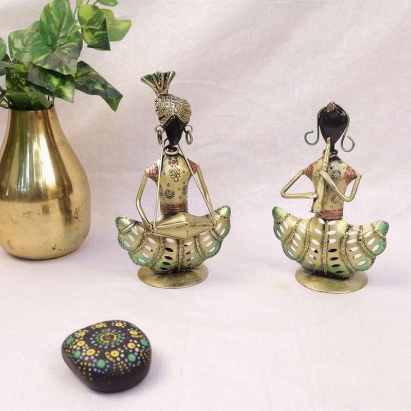 Trinity Craft Iron Multicolour Couple Musician T-Light Holder | Table Decor | Wall Decor |Table showpiece Home Showpiece