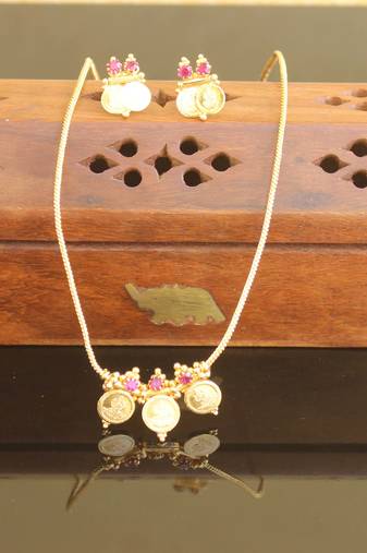 Gold plated coin necklace