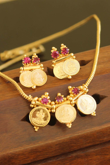 Gold plated coin necklace