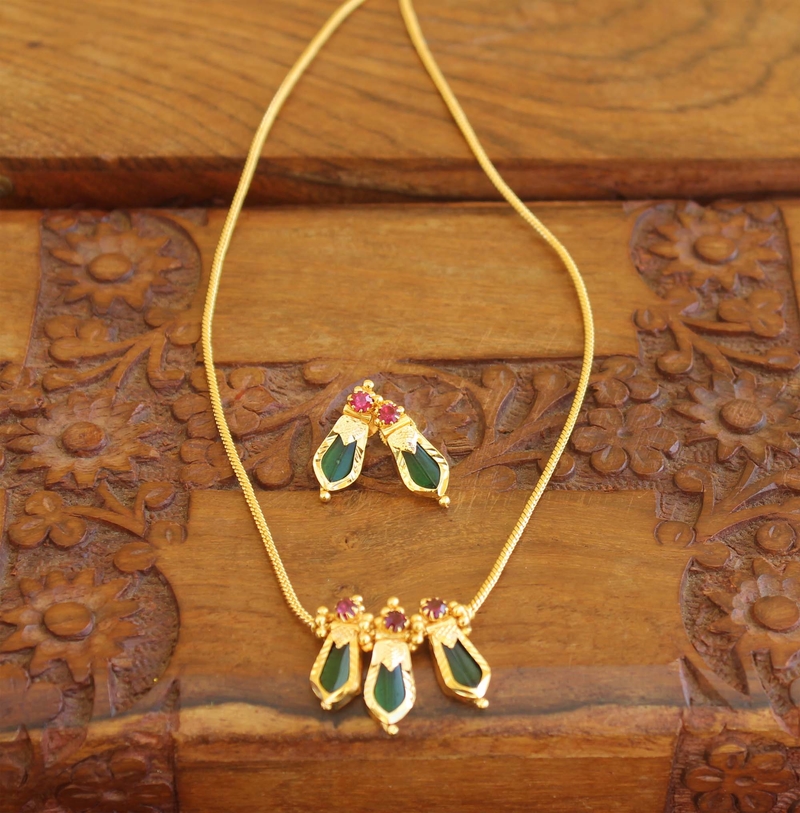 Gold plated Palakka necklace