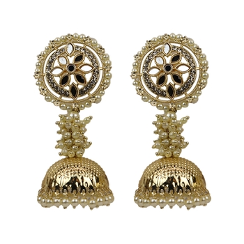 Gold Toned Traditional Jhumki Earring For Women 1
