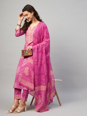 ABHATI BLOCK PRINTED KURTA-PANTS & DUPATTA SET 9