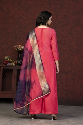 Embroidery Work With Woven Dupatta Modal Chanderi Salwaar Kameez In Girlish Gajri Colour 2