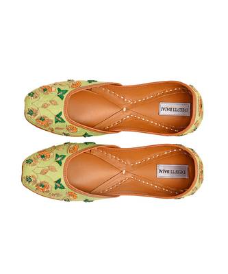 Olive Spring Knot Jutti 4