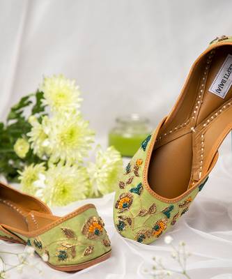 Olive Spring Knot Jutti 6