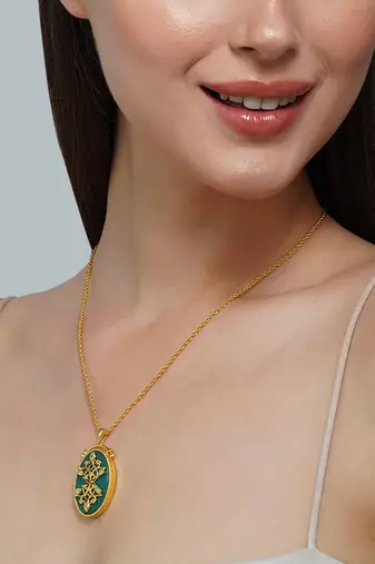 Zariin Gold Dipped Reflection of You Green Onyx Pendant Necklace