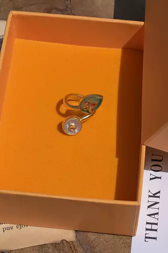Zariin Gold Dipped Vintage Queen Open Ring