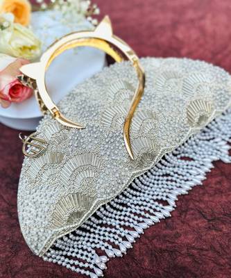 Thea Silver Halfmoon Bag 4