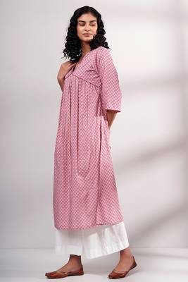 Pink Premium Cotton Printed Kurta With Cotton Bottom 2