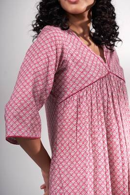 Pink Premium Cotton Printed Kurta With Cotton Bottom 5