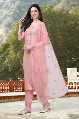 Trendmalls Light Pink Cotton Embroidered Salwar Suit 4