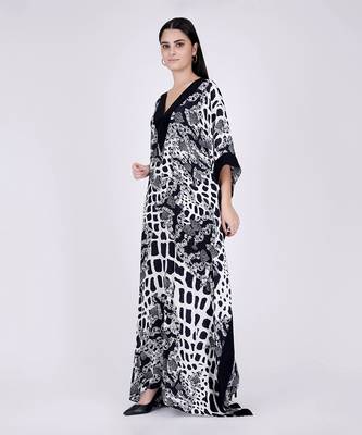 Black And White Baroque Full Length Kaftan 2