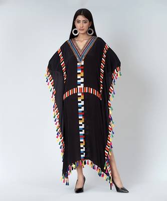 Black Geometric Mid Length Kaftan With Lace 3