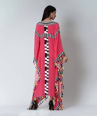 Pink Geometric Mid Length Kaftan With Lace 5
