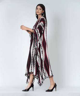 Black And Maroon Geometric Swirl Mid Length Kaftan 3