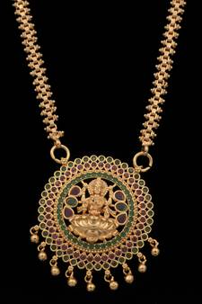 Gold ruby   necklaces
