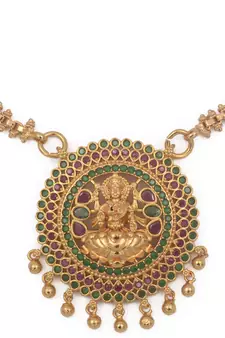 Gold ruby   necklaces