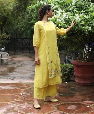 Yellow Double Layered Kurta Set 5