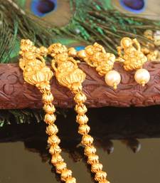 Matte finish temple necklace set