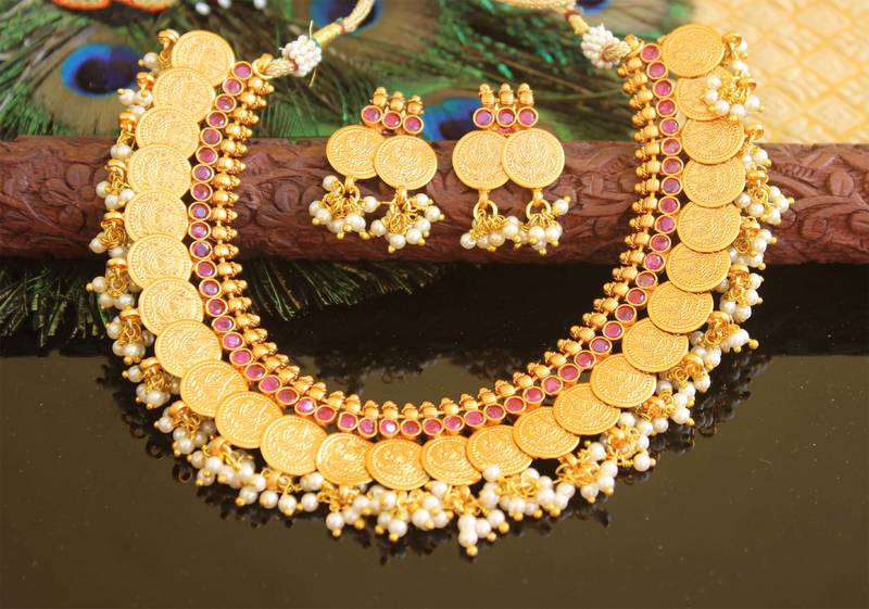 Matte finish temple coin necklace set