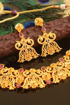 Designer matte finish peacock necklace set