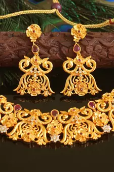 Designer matte finish peacock necklace set