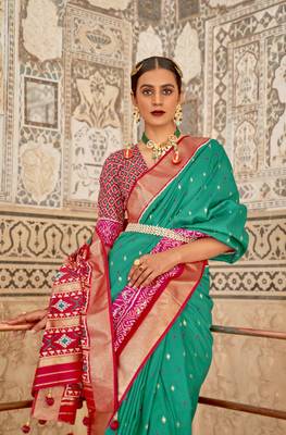 Multicolor Patola Silk Blend Saree With Blouse 4