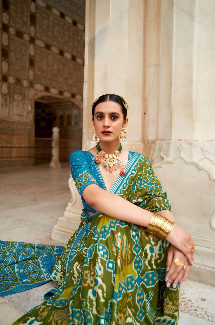 Multicolor Patola Silk Blend Saree With Blouse