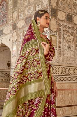 Multicolor Patola Silk Blend Saree With Blouse 3
