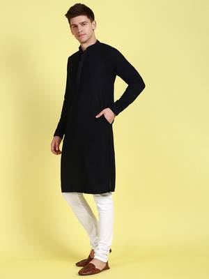 Blue embroidered cotton kurta-pajama 3