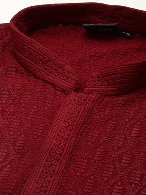 Maroon embroidered cotton kurta-pajama 5