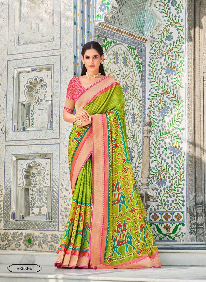 Mehndi Green Patola Silk Blend Saree With Blouse