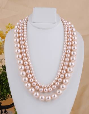 Pink pearl necklaces 1