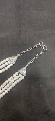 Silver pearl necklaces 3