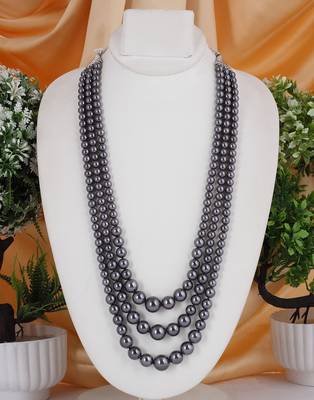 Grey pearl necklaces 1