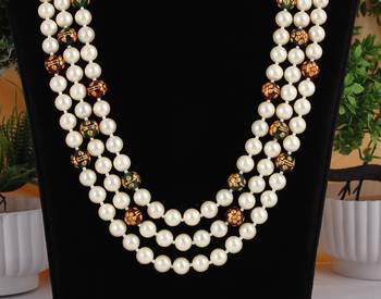 Multicolor pearl necklaces 2
