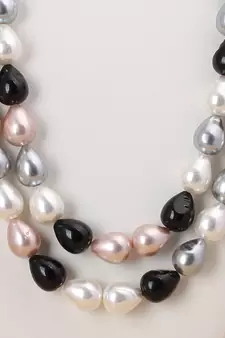 Multicolor mother of pearl necklaces