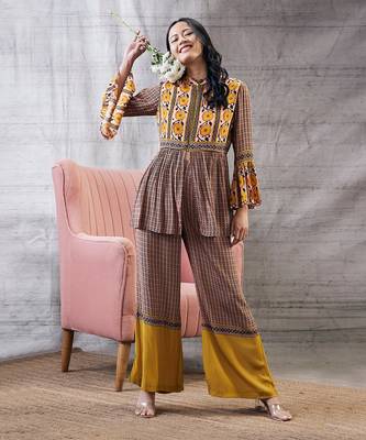 Taahira Multi Color Printed Kurta Set 1