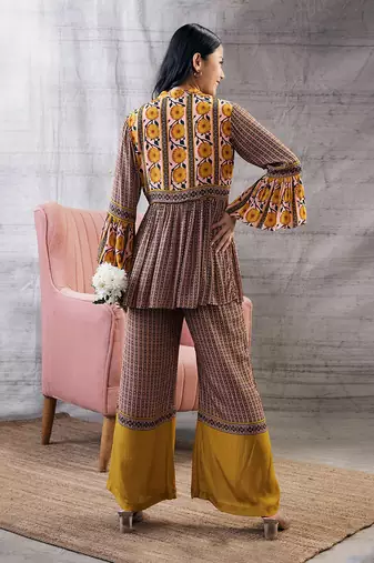 Taahira Multi Color Printed Kurta Set