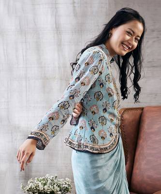 Sarouk Blue Printed Drape Skirt Set 4