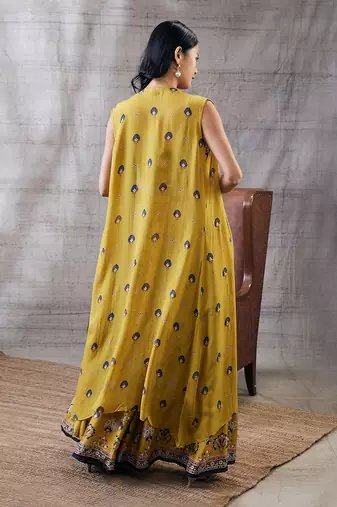Sarouk Yellow Embroidered Co-Ord Set