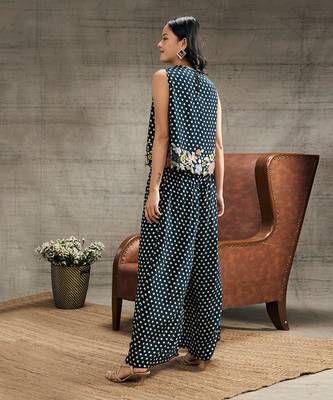 Gulista Teal Blue Embroidered Co-Ord Set 5