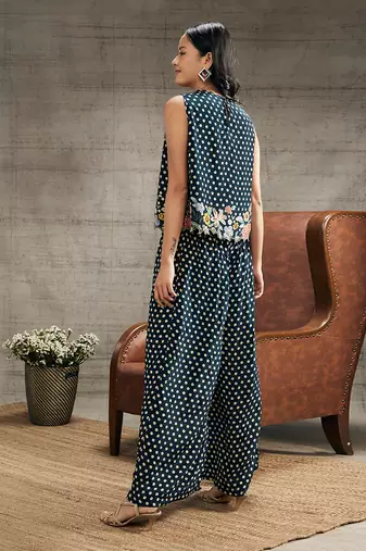 Gulista Teal Blue Embroidered Co-Ord Set