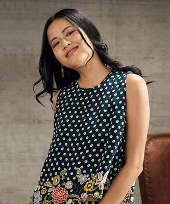 Gulista Teal Blue Embroidered Co-Ord Set 6