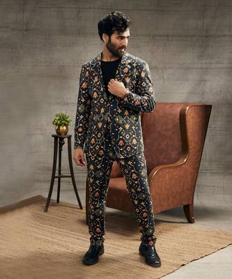 Zahra Black Printed Blazer Set 1