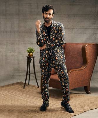 Zahra Black Printed Blazer Set 2