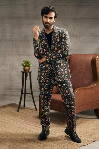 Zahra Black Printed Blazer Set