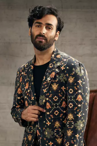 Zahra Black Printed Blazer Set